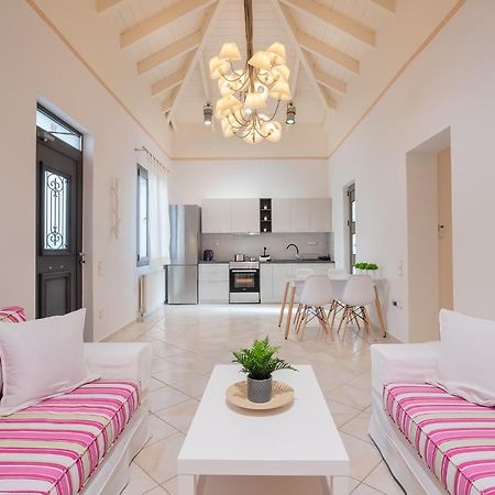 Topalidi'S Home Nea Palatia Exterior photo