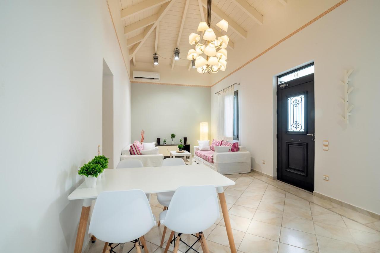 Topalidi'S Home Nea Palatia Exterior photo
